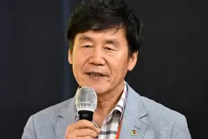 “학교 문 닫으면 마을 사라져… ‘전북 유학생’ 1000명 키워 소멸 끊겠다”