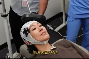 thumbnail - 홍진경, 기억력 저하에 우울감 호소하더니…‘뇌 치료’ 받았다