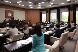 서초구의회 제3차 본회의 개최…구정 질문 답변 청취 및 추경 예결위 구성