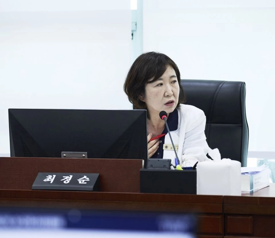 ▲ 지난 8일 열린 제393회 임시회 제2차 보건복지위원회 2026년도 제2회 추가경정예산안 심사에서 질의하는 최경순 의원(사진=경기도의회)