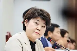 조명자 경기도의원 “버스 공공관리제, 시군 부담 줄이고 택시 지원 축소 재검토해야”