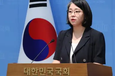 龍이 불붙인 위성정당 논란… 2028 총선 전 ‘비례’ 손보나