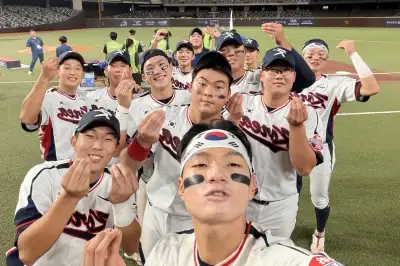 와 대박, 진짜 대박! 日 야구 꺾고 우승이라니…18세 대표팀 전승으로 8년 만의 왕좌