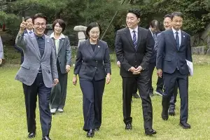 회의장 향하는 당정청