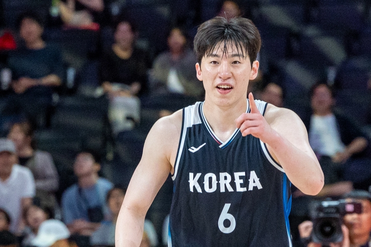 이정현이 13일 일본 나고야 아이치 인터내셔널 아레나에서 열린 2026 아이치·나고야 아시안게임 남자농구 조별리그 A조 최종 3차전 한국과 일본의 경기에서 3점슛을 넣은 뒤 기뻐하고 있다. 2026.9.13 나고야 뉴스1