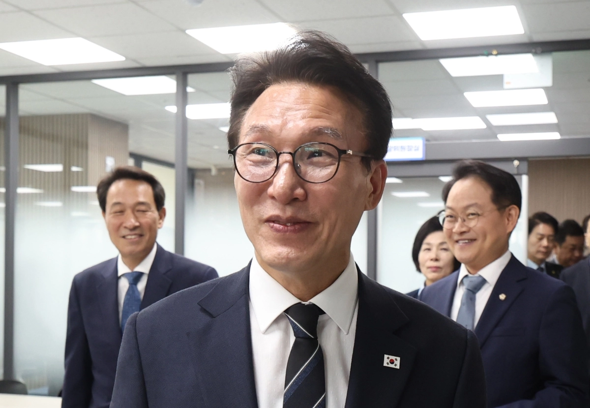 춘천 찾은 김민석 대표