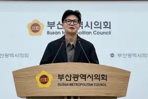 부산 찾은 한동훈 “민주당과 전쟁 중이지만 부산 발전에 여야 따로  없다”