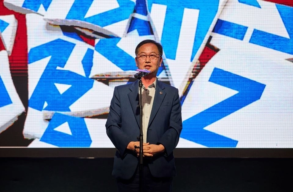 ▲ 지난 10일 ‘제18회 DMZ국제다큐멘터리영화제’ 개막식에 참석해 축사하는 채신덕 위원장(사진=경기도의회)
