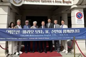 마리오 보타·박은선, 전남광주 신안군 홍보대사로 위촉…유럽 무대서 떴다