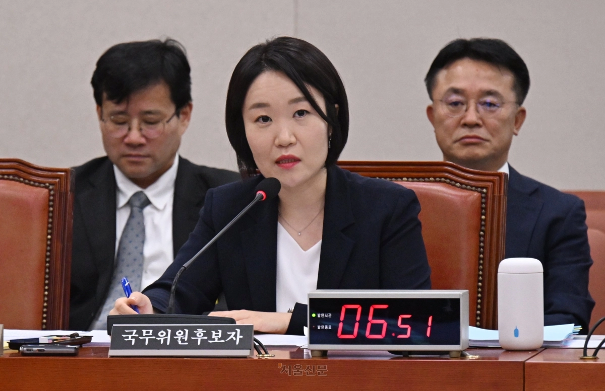 이소영 중소벤처기업부 장관 후보자가 15일 국회 산업통상자원중소벤처기업위원회가 개최한 인사청문회에서 의원들의 질문에 답변하고 있다.   안주영 전문기자