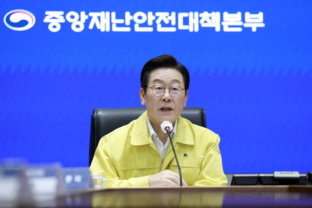 이재명 대통령, 국정자원 화재 관련 중대본 회의 주재