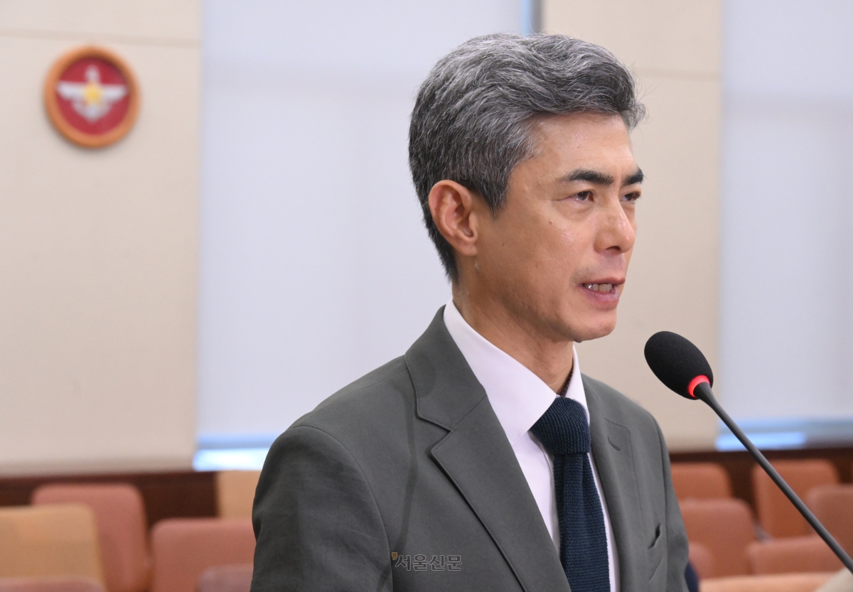강신철 국방부 장관 후보자가 16일 국회 국방위원회에서 열린 인사청문회에서 인사말을 하고 있다. 2026.9.16 안주영 전문기자