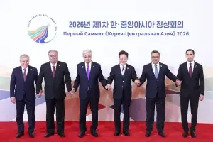 李대통령 “한·중앙아, 앞으로 30년 함께 준비…실크로드 정신 절실”