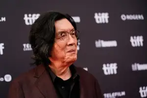 이창동 ‘가능한 사랑’ 토론토영화제 ‘에버트 감독상’ 수상