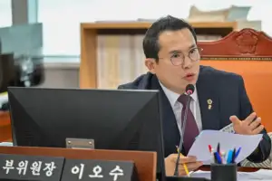 이오수 경기도의원 ‘봉공이’ 조형물 철거 지적...“도정 공공브랜드 연속성 지켜야”