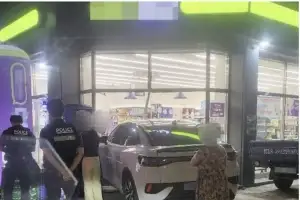 만취해 운전대 잡고 편의점 ‘쿵’… 40대 여성 운전자 입건