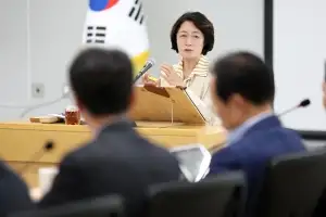 추미애, “실국 간 소통 없어 재정위기 제어 시기 놓쳐…소통하고 협력하자”