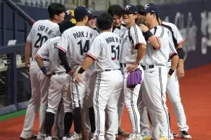 김도영 전진배치한 류지현호, 상무와 연습경기서 승부치기 끝에 7-6 승리 거두고 기분 좋게 일본행