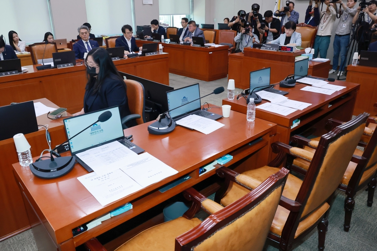 김승원 법무장관 후보자 인사청문보고서 처리에 퇴장한 국민의힘