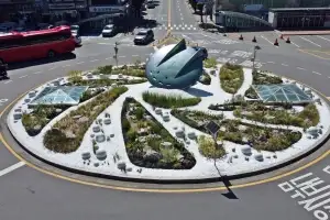 안양역 회전교차로 교통섬, 사계절 꽃 피는 ‘도심 속 정원’ 조성