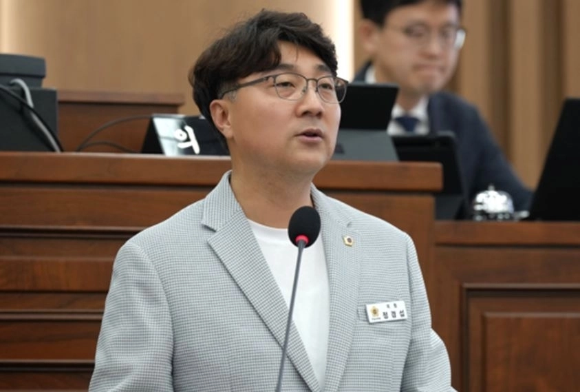 정경섭 의원이 지난 17일 제352회 하남시의회 임시회 제2차 본회의에서 5분 자유발언을 하는 모습. 하남시의회 제공