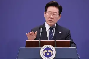 李 “부동산 근본 원인은 수도권 집중과 불패신화 때문”