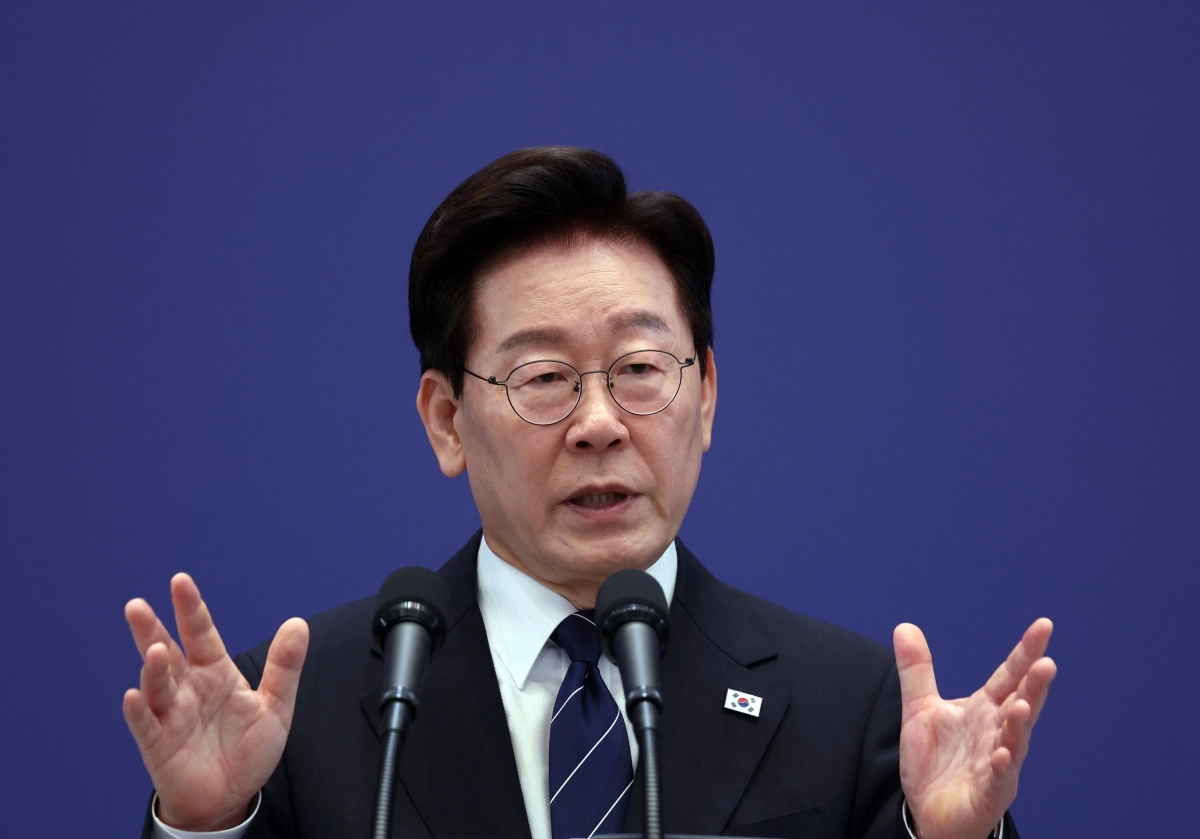 이재명 대통령이 18일 청와대 영빈관에서 열린 기자회견에서 취재진 질문에 답하고 있다. 2026.9.18 연합뉴스