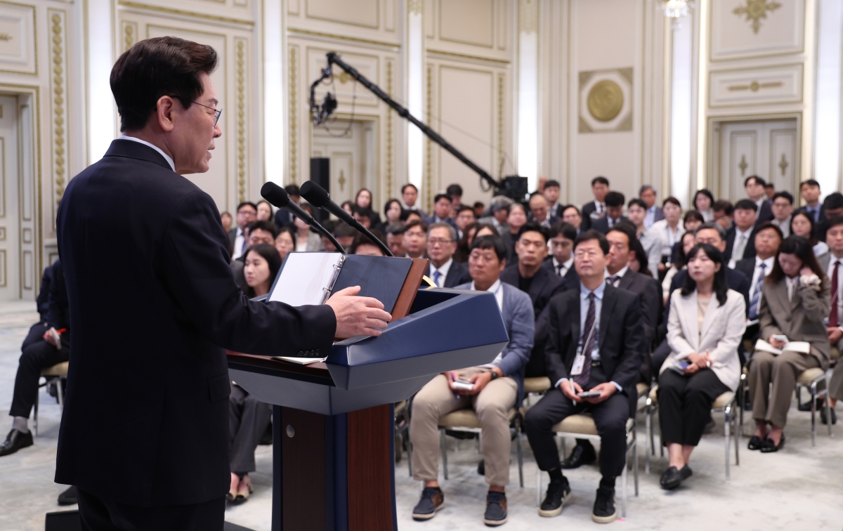 이재명 대통령 취임 후 일곱번째 기자회견