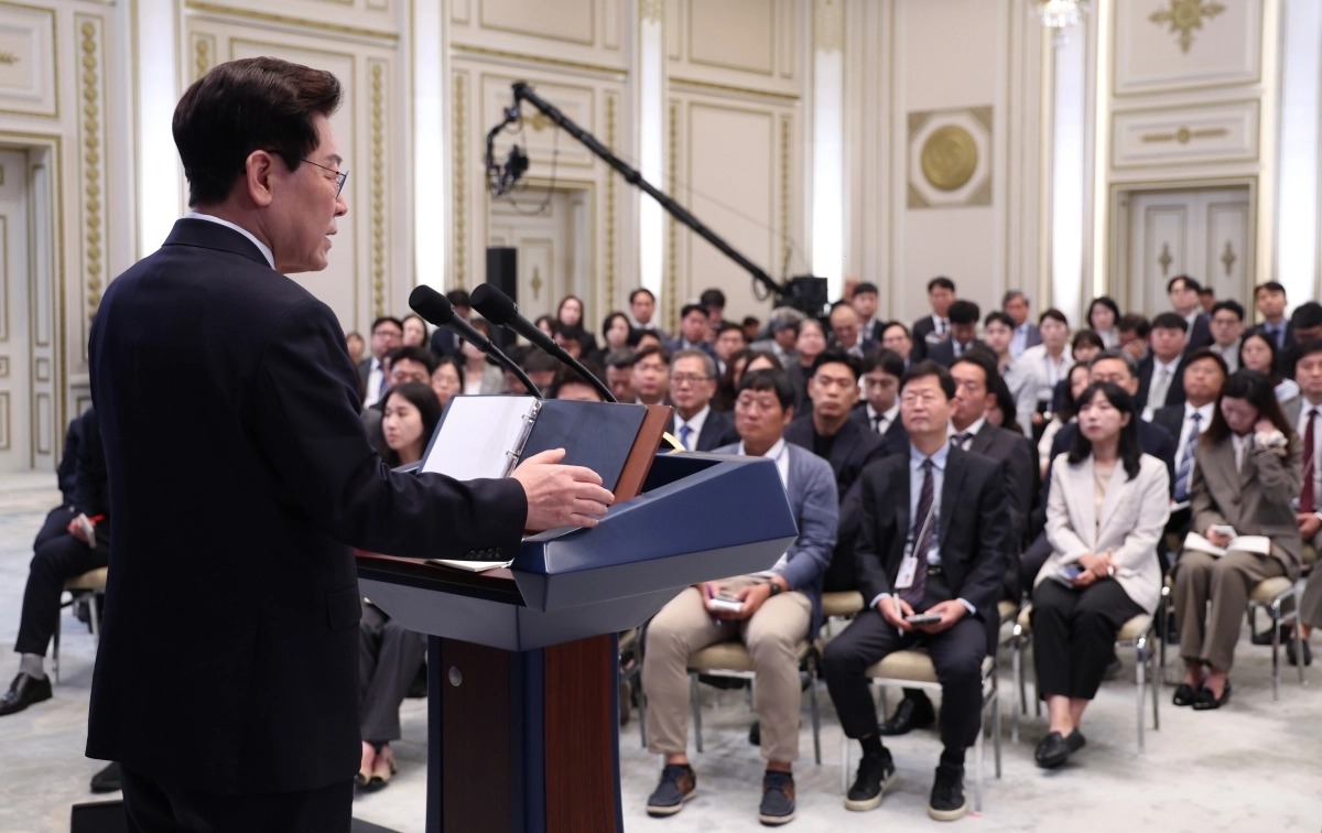 이재명 대통령 취임 후 일곱번째 기자회견