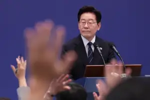 李 “전쟁 관여 파병 없다...북미대화 ‘패싱’ 우려 안해도 돼”