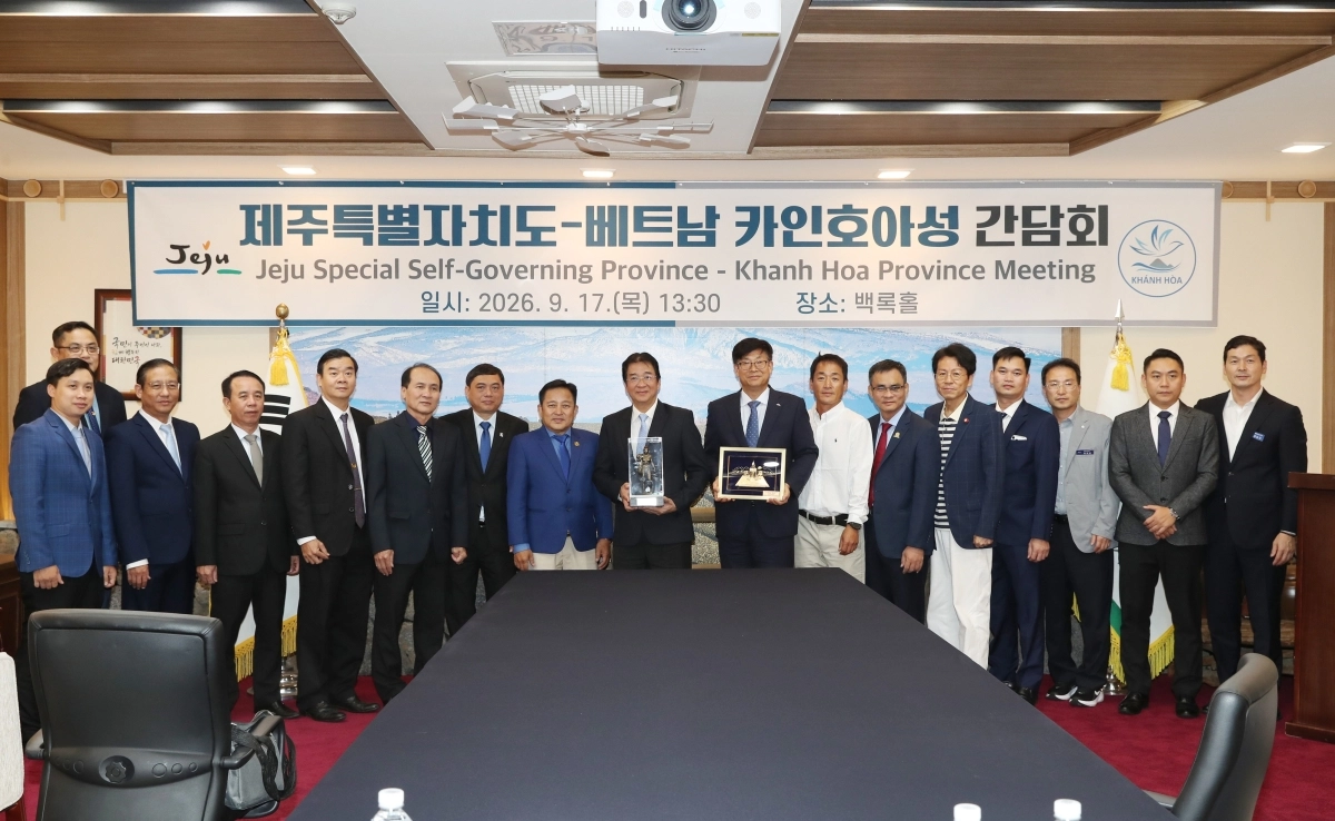 제주도는 지난 17일 오후 도청 백록홀에서 베트남 카인호아성 인민위원회 대표단과 간담회를 열었다. 제주도 제공