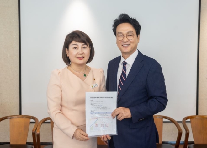 최미금 경기도의원, 화성 동탄3동·반월동 교육현안 안민석 교육감에게 직접 전달