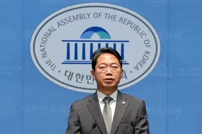 여론 악화에…김승원 자진사퇴 “李대통령 회견 보며 결심 굳혀”
