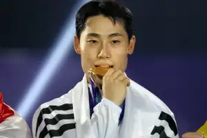 “사…사…엄마 사랑해!” 대기업 사직서 내고 금메달, 효자 아들이 쓴 청춘 영화