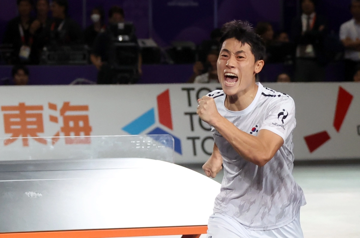 테크볼 국가대표 이준석이 20일 일본 나고야 히가시 스포츠센터에서 열린 2026 아이치·나고야아시안게임 테크볼 남자 단식 결승전에서 승리를 확정한 뒤 포효하고 있다. 2026.9.20 나고야 연합뉴스
