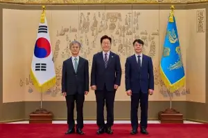 이 대통령, 김성수 대법관 임명장 수여…조희대와 차담