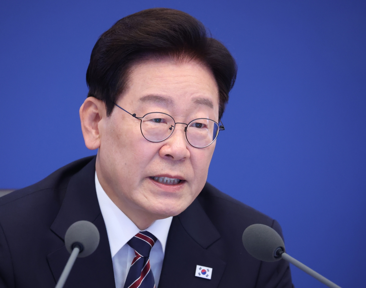 이재명 대통령이 21일 청와대에서 열린 수석보좌관회의에서 발언하고 있다. 2026.9.21 연합뉴스
