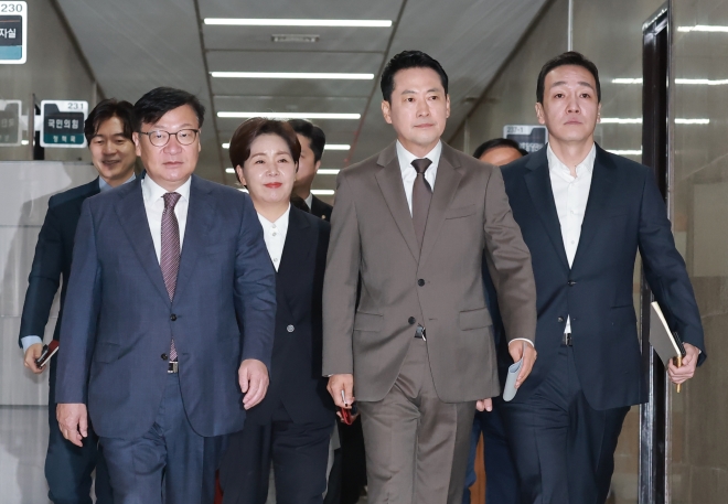 장동혁 “강훈식으로 해결될 수준 아냐”…정점식 “성남 라인 은폐 카드 안돼”
