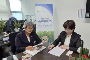 최순자 경기도의원, 여성가족국장과 간담회…영아기 돌봄 예산 반드시 지켜야