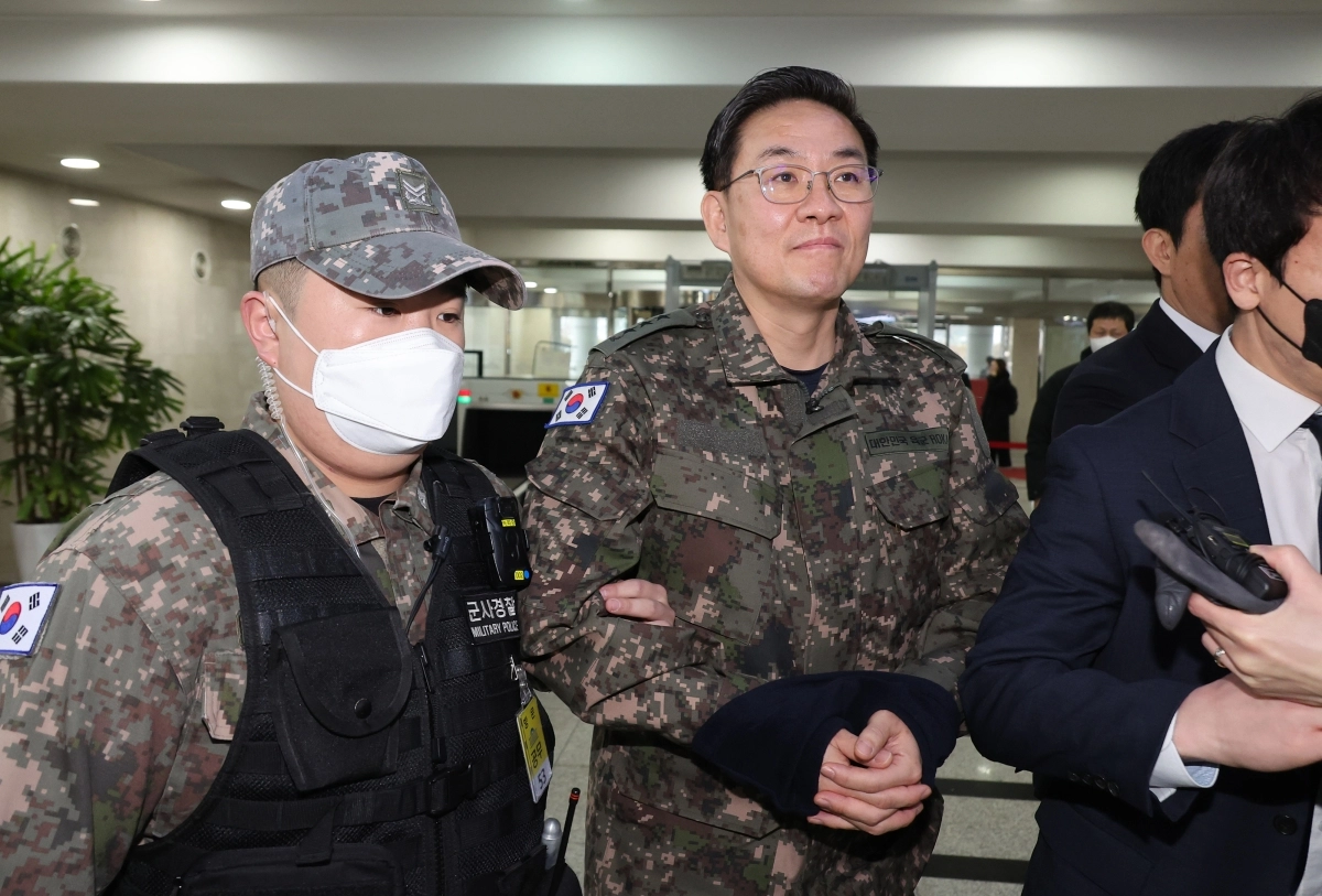 이진우 수방사령관, ‘내란 혐의 국조 특위’ 출석