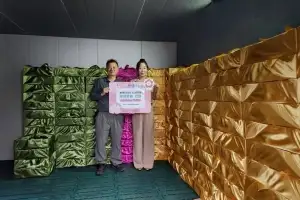 순천 농산물도매시장 중도매인협회, 매곡동에 추석맞이 샤인머스캣 나눔 사랑