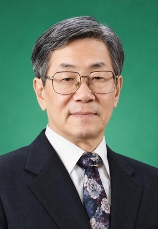 이백천 대중문학평론가