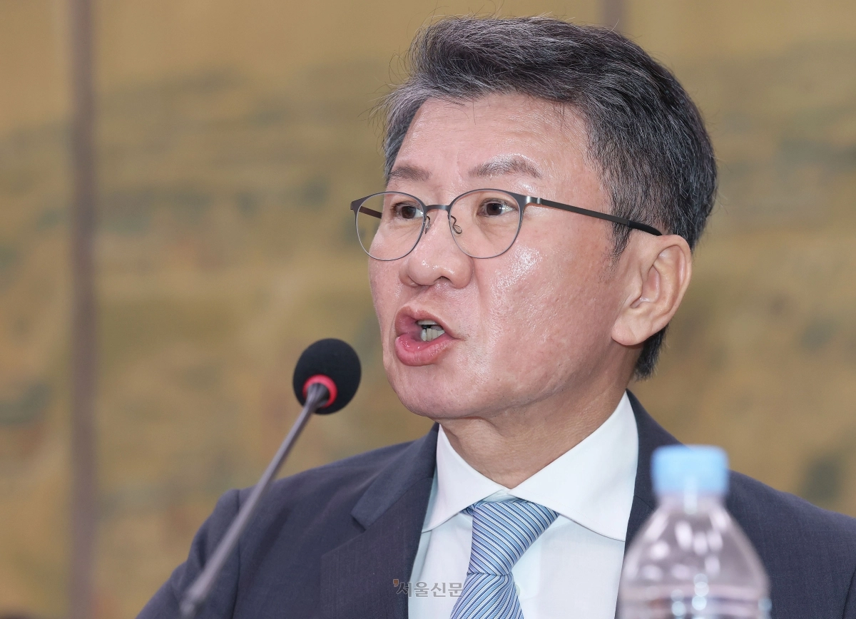 정몽규 전 대한축구협회장이 30일 서울 여의도 국회에서 열린 문화체육관광위원회의 대한축구협회 현안 관련 청문회에 출석해 질의에 답하고 있다. 2026.7.30 국회사진기자단
