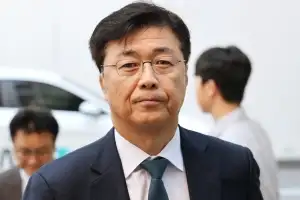 홍장원·조성현 재판 추석 후 본격화… ‘영웅 vs 피고인’ 법원 판단은