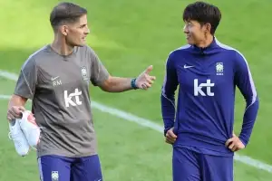 전술에 앞서 ‘원팀’ 융화…다시 뛰는 태극전사