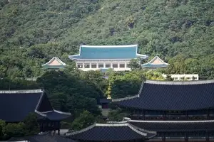 靑, 조희대 재제청 거부에 “흠결 있는 듯 사실 왜곡…의도 가늠 어려워”