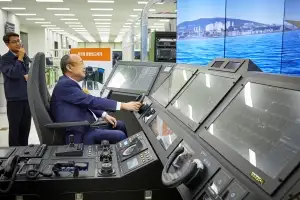 한화시스템 찾아 AI 강조한 김승연 회장