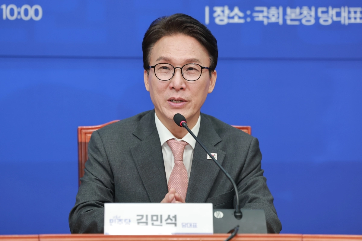 더불어민주당 김민석 대표가 22일 국회에서 열린 민주당 전작권환수추진단 출범식에 참석해 인사말하고 있다. 2026.9.22 연합뉴스