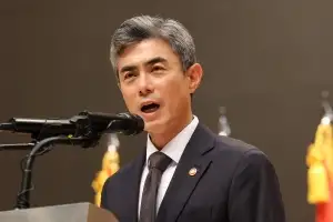 강신철 “DMZ 폭발 사고 철저히 규명… 北 눈치 안 본다”
