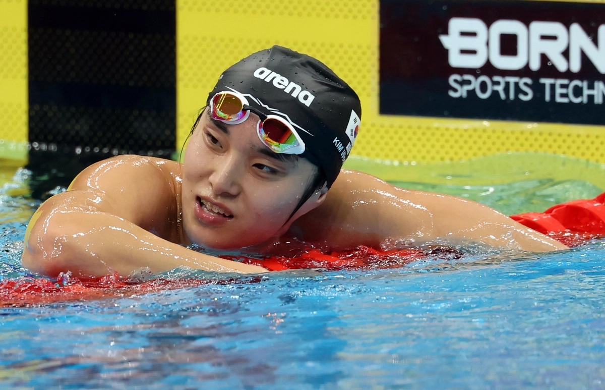 수영대표팀 김우민이 22일 도쿄 아쿠아틱스 센터에서 열린 2026 아이치·나고야아시안게임 남자 1500m 자유형 결선에서 8위로 경기를 마친 후 아쉬워하고 있다. 2026.9.22 도쿄 뉴스1